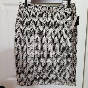 Liz Claiborne Career Black & White skirt.